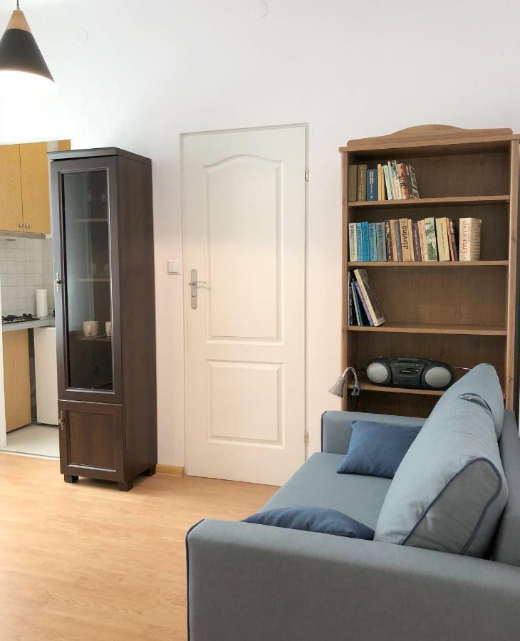 Pulawska Nr 1 Appartement Warschau Buitenkant foto